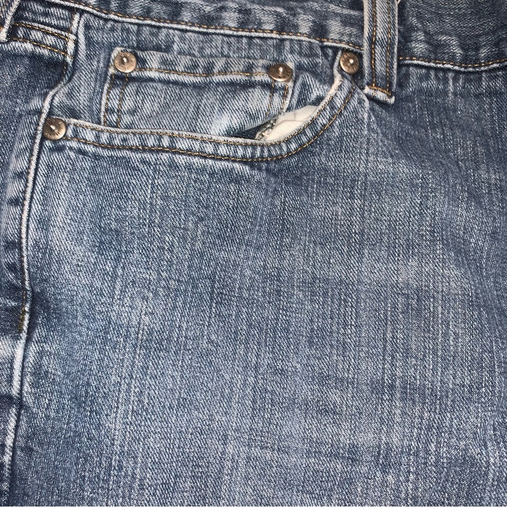 LL Bean light wash cotton denim 44x34 jeans - Picture 5 of 9